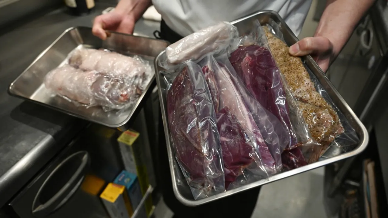 İşler tersine döndü! İtlaf edilen ayıların etine stok dayanmıyor