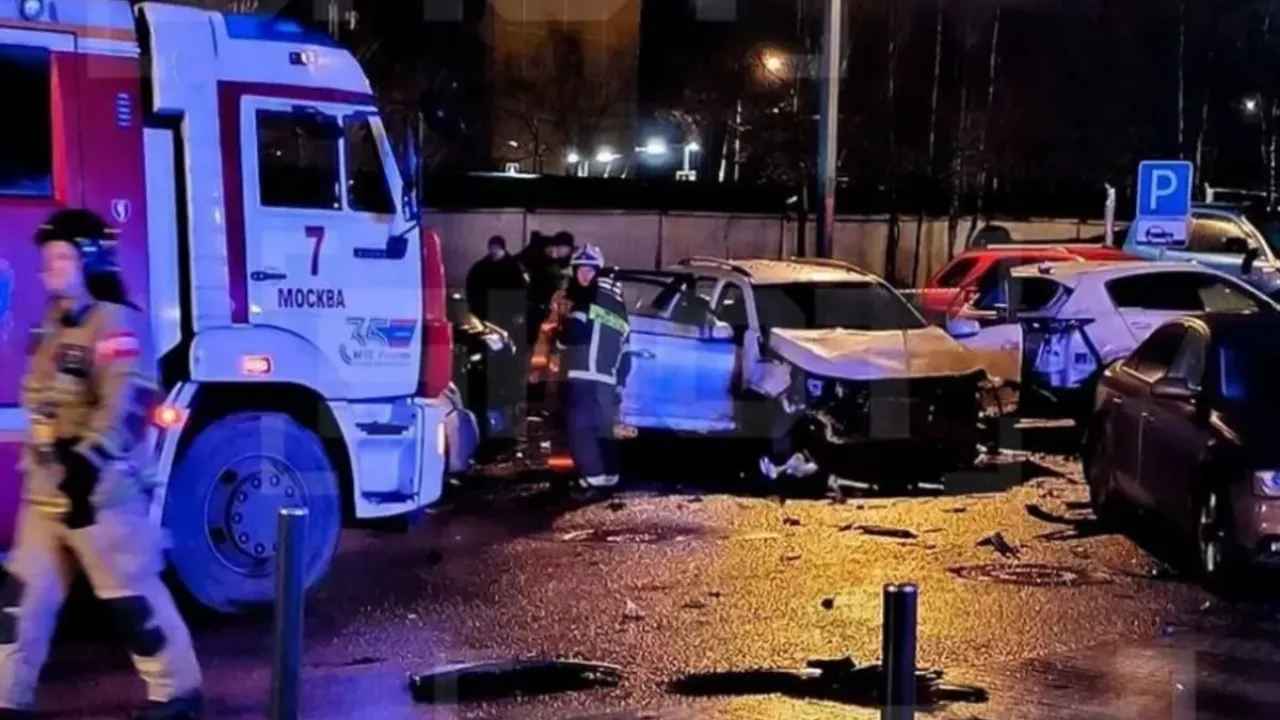 Rusya'da peş peşe patlama! 2 polis hayatını kaybetti