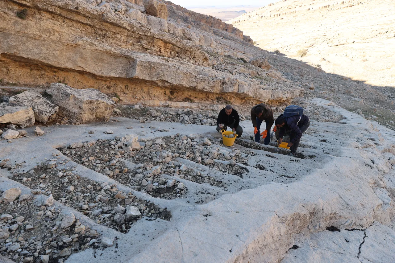 2 bin yıllık Rabat Kalesi’nde tarihi kazı: Mardin’in gizli hazinesi ortaya çıkıyor