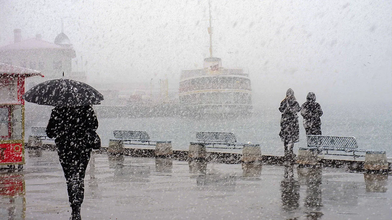 26 Aralık okullar tatil mi? İstanbul Valiliğinden kar uyarısı!