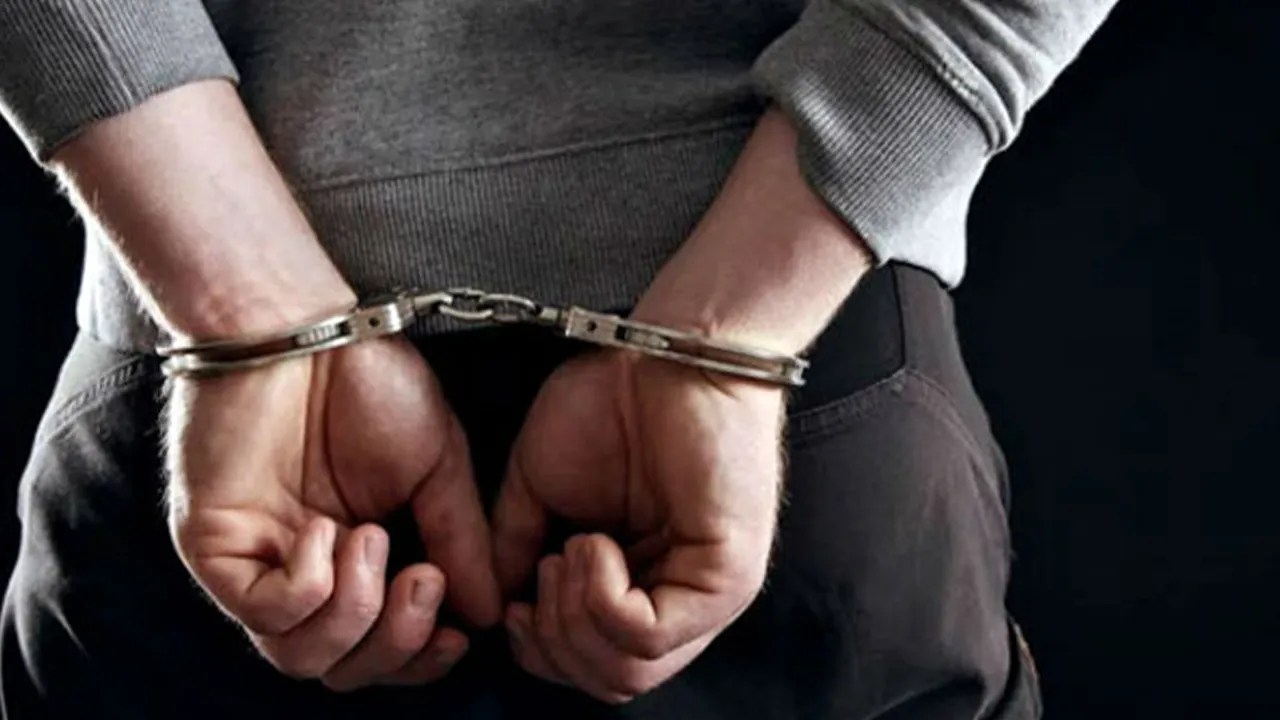 8 ilde FETÖ operasyonu! 20 kamu görevlisi hakkında gözaltı kararı