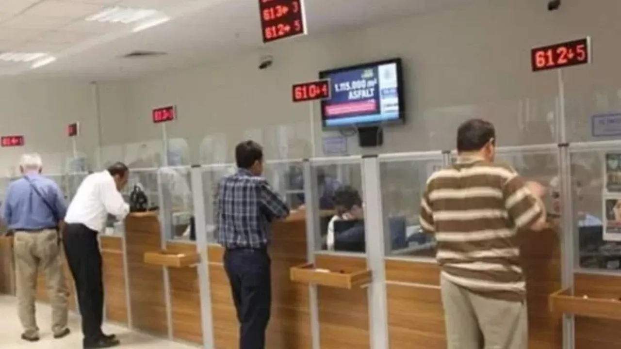 Çarşamba günü okullar yarım gün mü eğitim verecek? 31 Aralık okul, hastane ve kargoların çalışma durumu