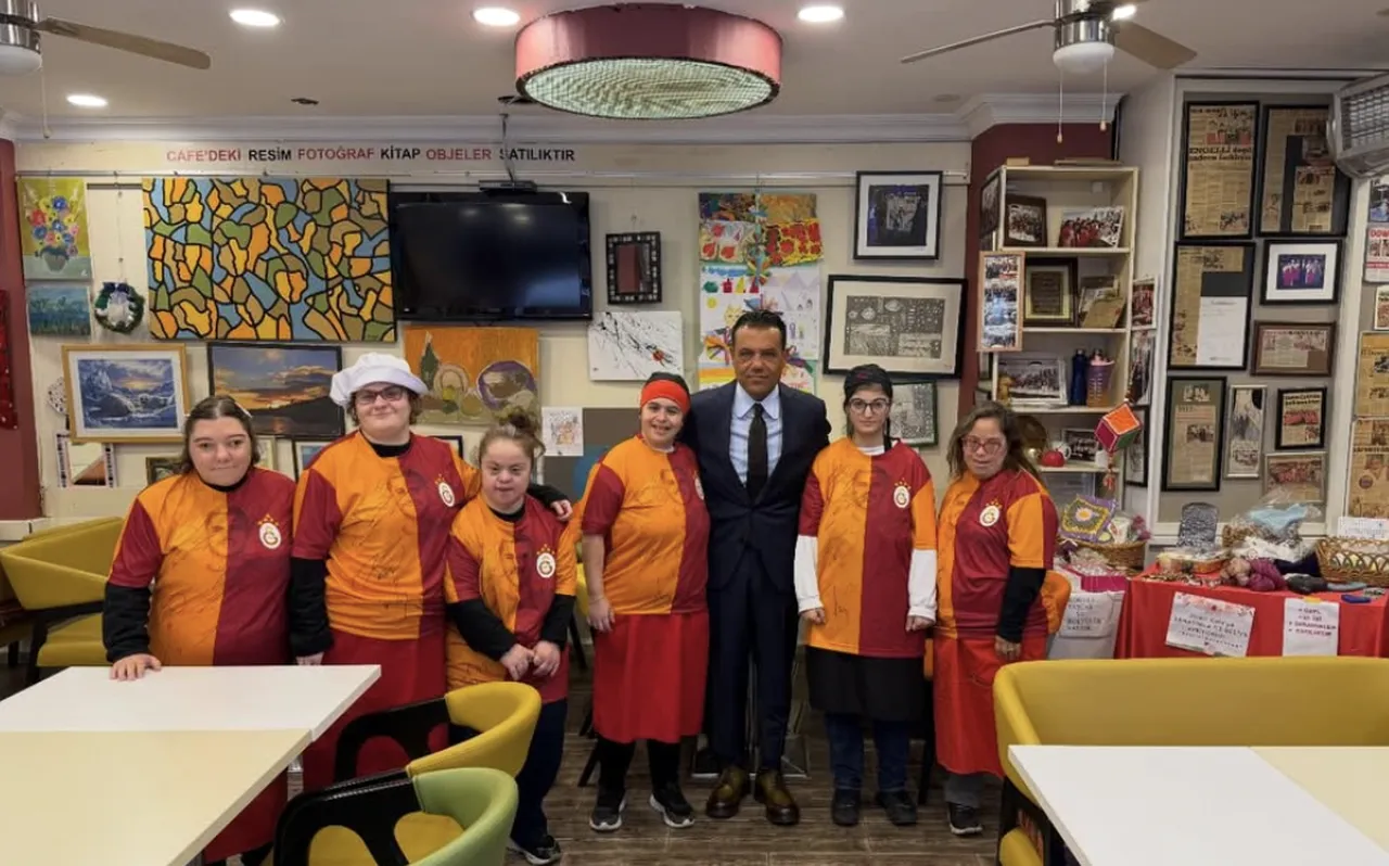 Dinçer Azaphan kimdir, nereli, serveti ne kadar? Yılın “En fazla kişiye yardım yapan iş insanı oldu!