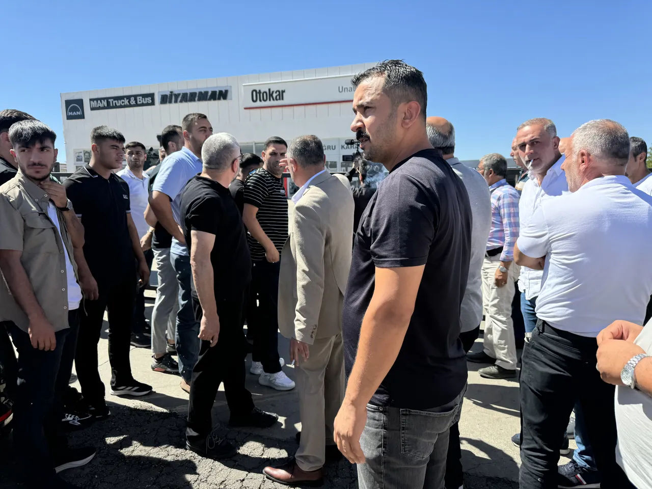 Diyarbakır’daki oto galeri vurgununda aile devreye girdi: Artık sorumlu değiliz