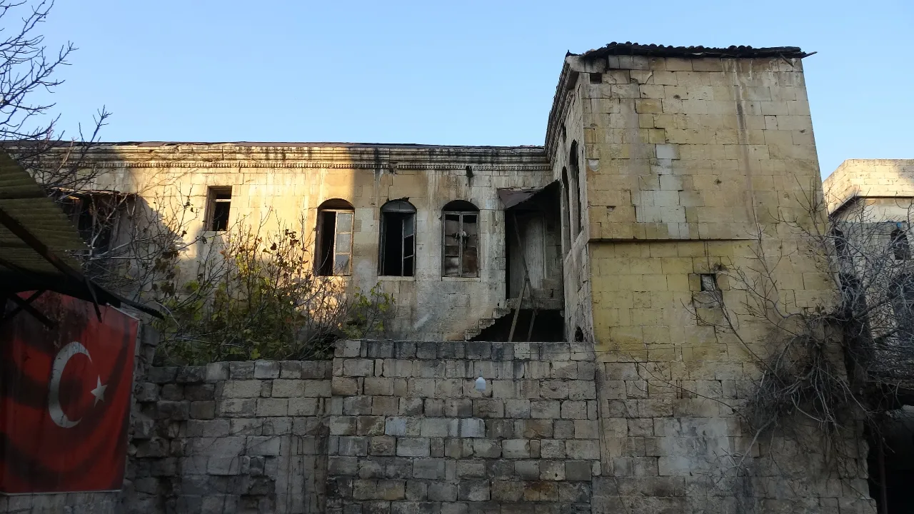 Fransız zulmünün 104 yıllık kanıtı! Gaziantep’te patlamayan Fransız top mermisi