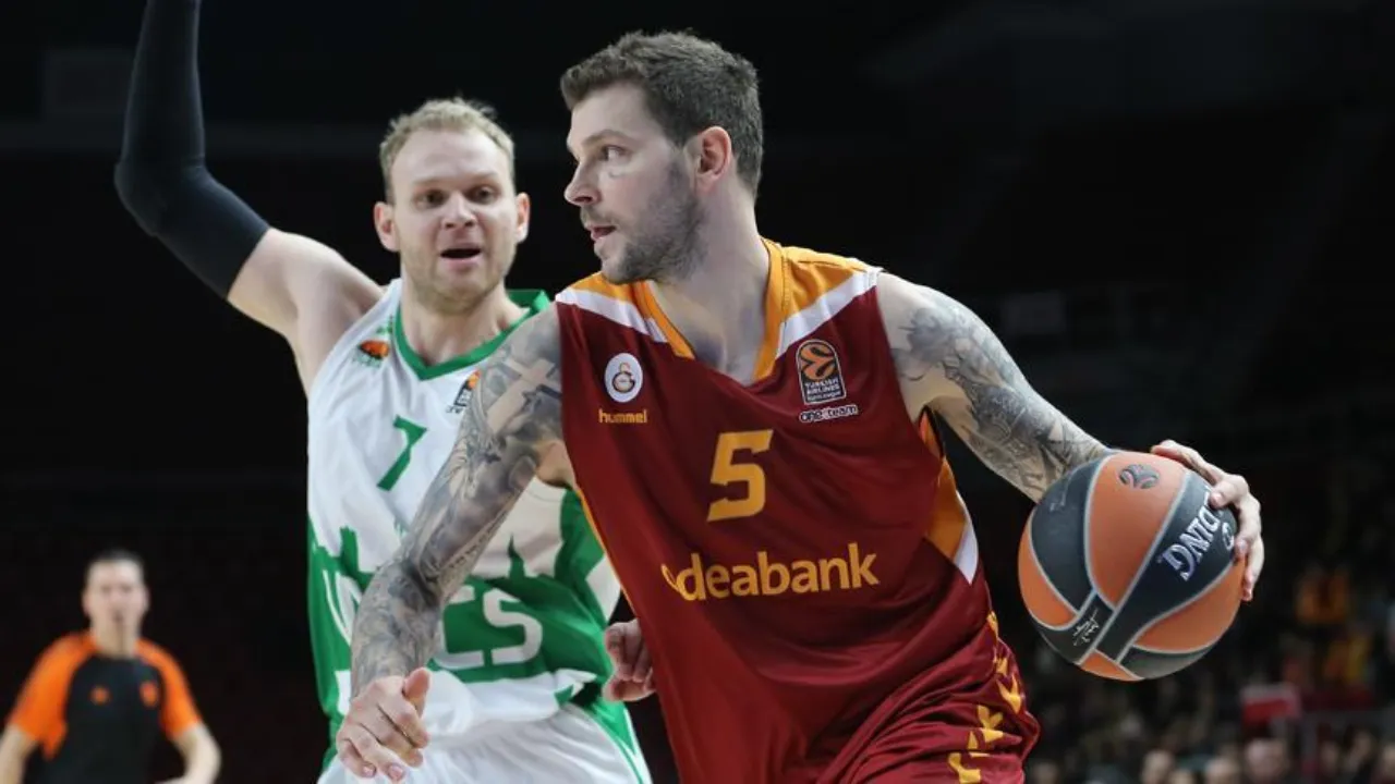 Galatasaray'da yeni sportif direktör: Evine hoş geldin Vladimir Micov