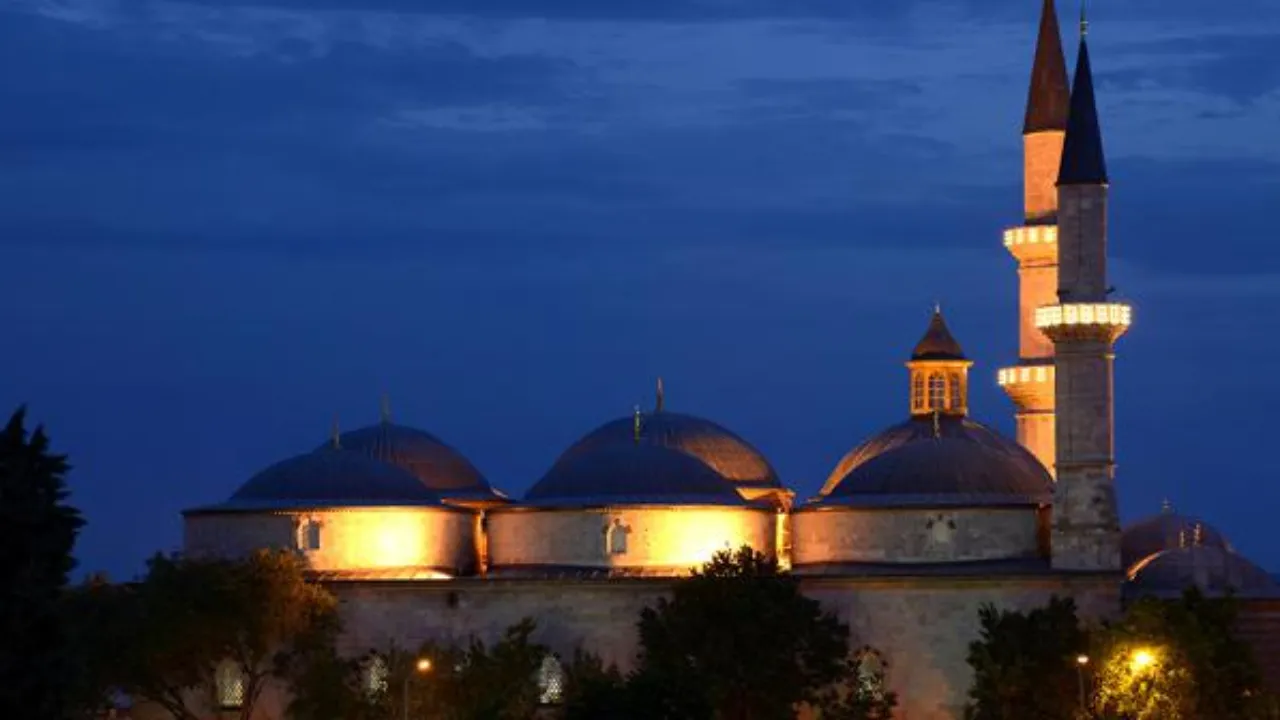 İmsak saat kaçta? 25 Aralık İstanbul, Ankara, İzmir, Bursa ve Antalya imsak vakitleri ve Regaib Kandili orucu