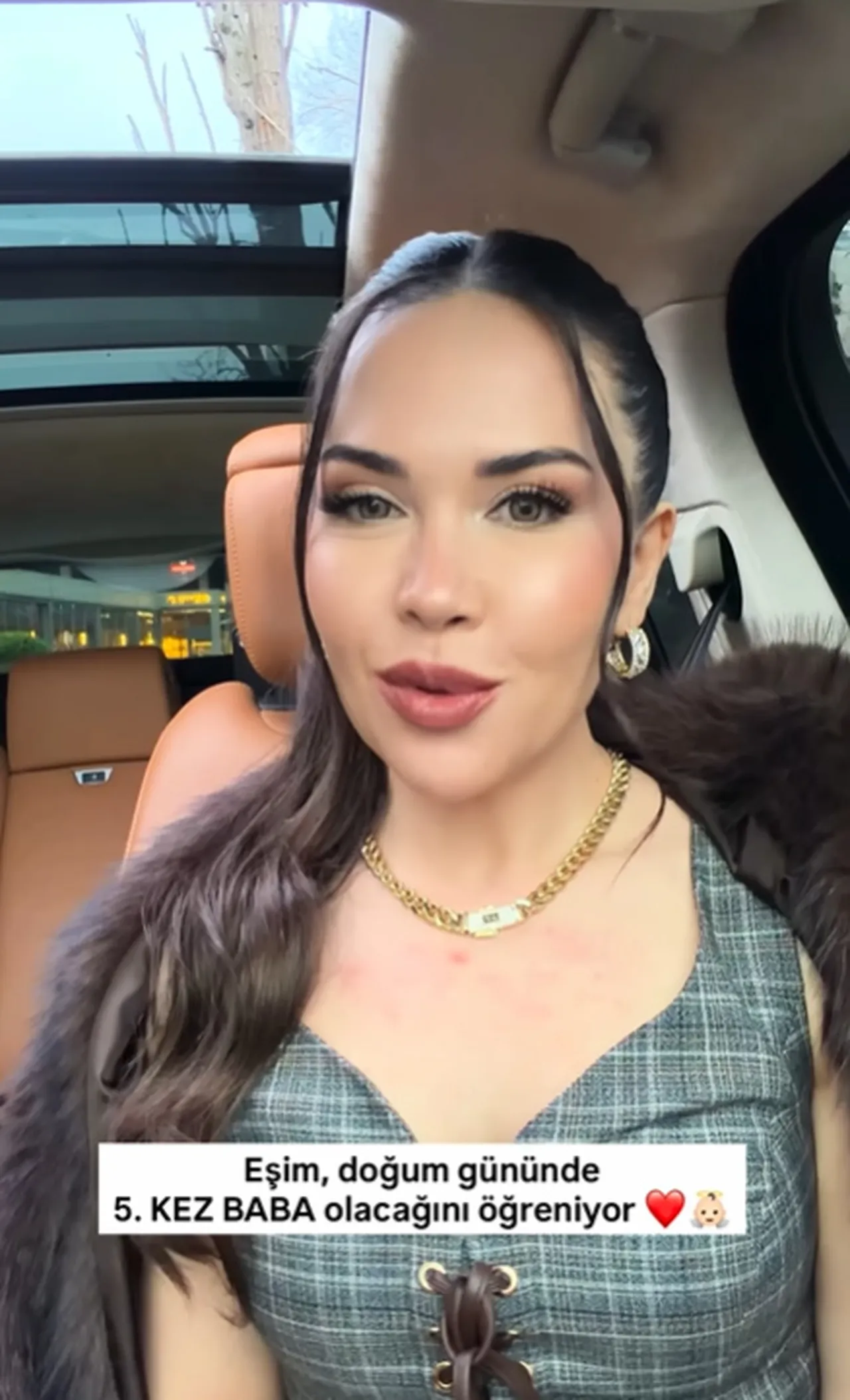 Özlem Öz 5. çocuğuna hamile! Takipçileri ikiye bölünmüştü, bu kez doğruladı