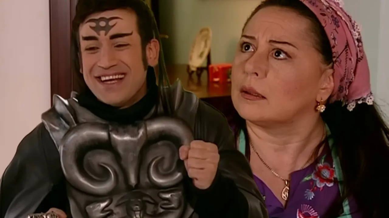 Selena setinde kriz! Parla Şenol meslektaşı Sinan Çalışkanoğlu’nu yıllar sonra ifşa etti