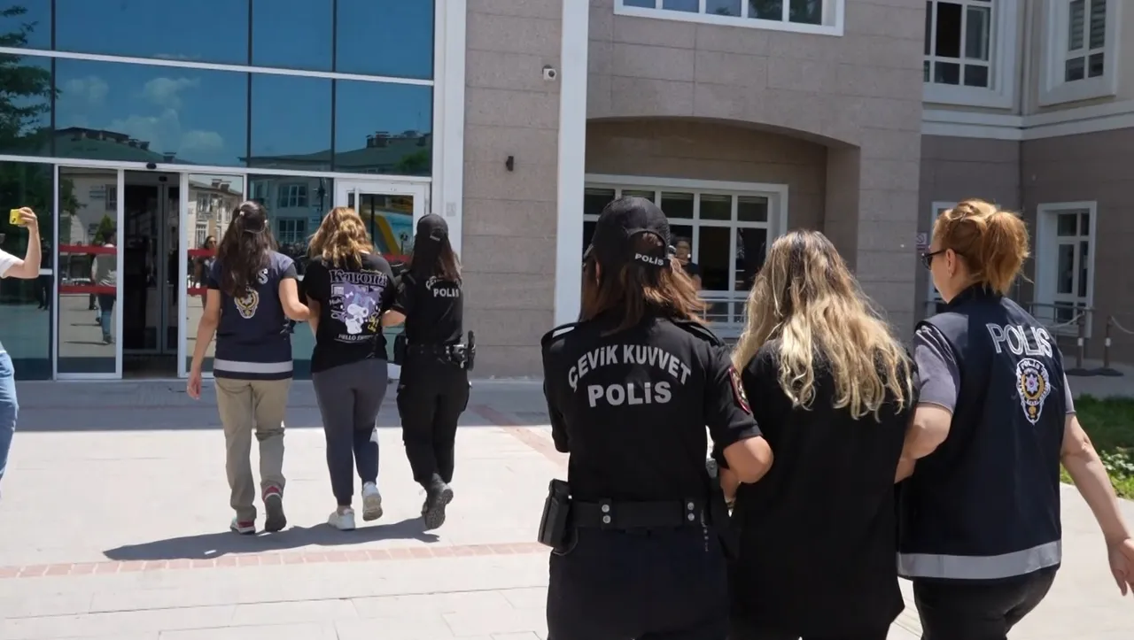 22 yaşında katil olmuştu: Burdur'daki 'yasak aşk' cinayetinin film gibi detayları ortaya çıktı