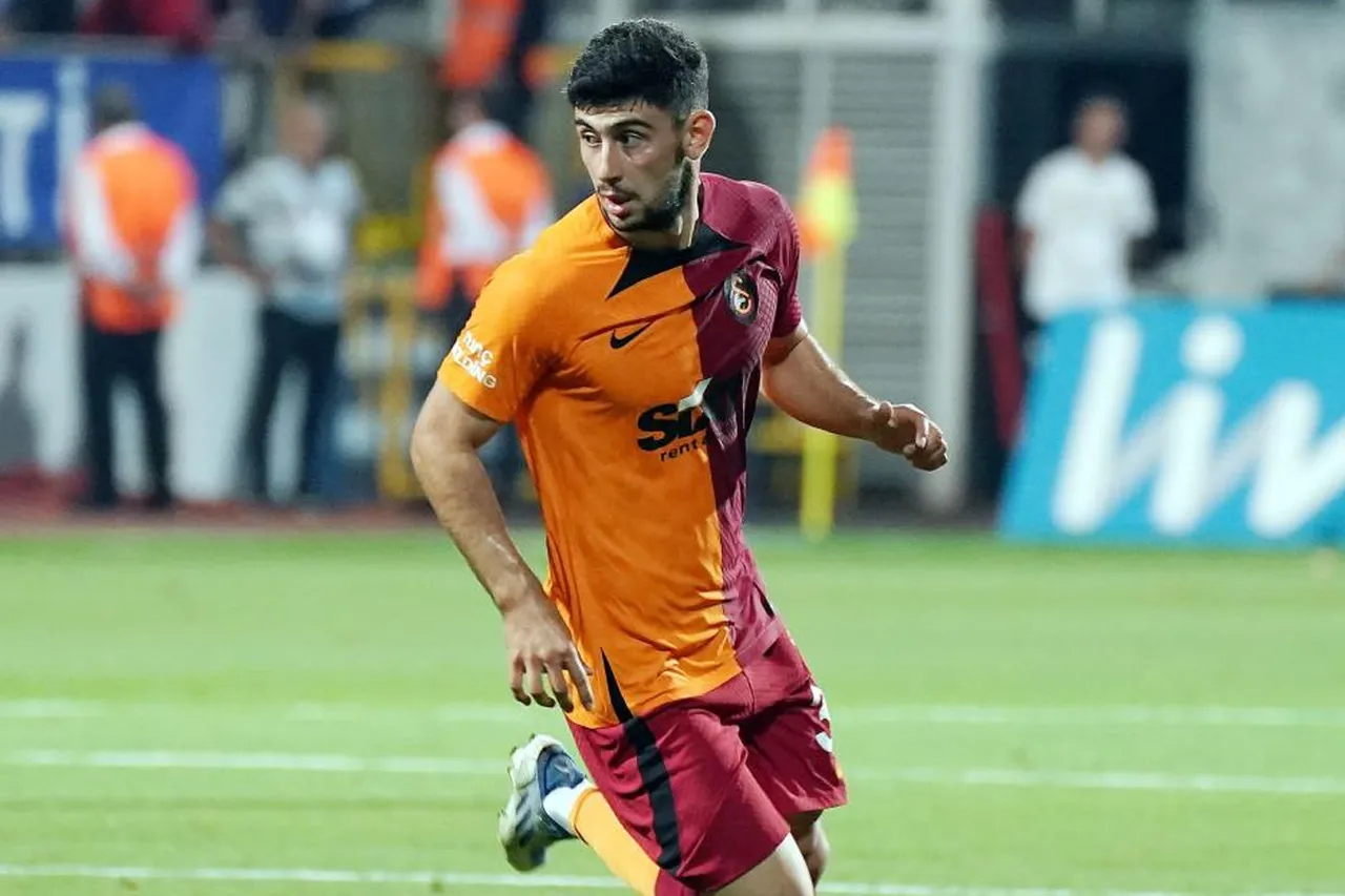 Galatasaray ile 4 yıllık sözleşme imzayan Yusuf Demir'in kontratı sezon sonunda bitiyor