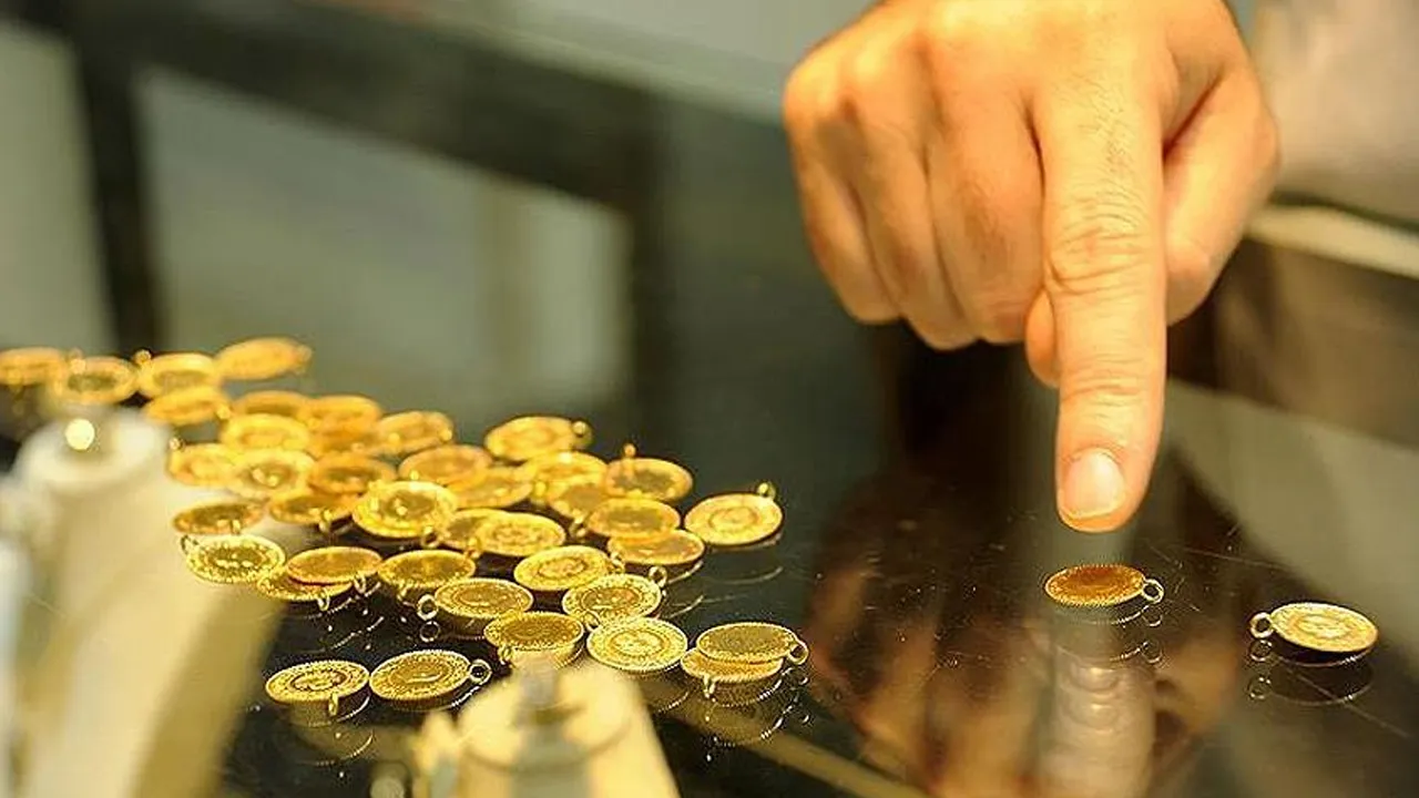 Altın ve gümüşte yeni rekor! Gram ve çeyrek fiyatı kaç TL oldu?
