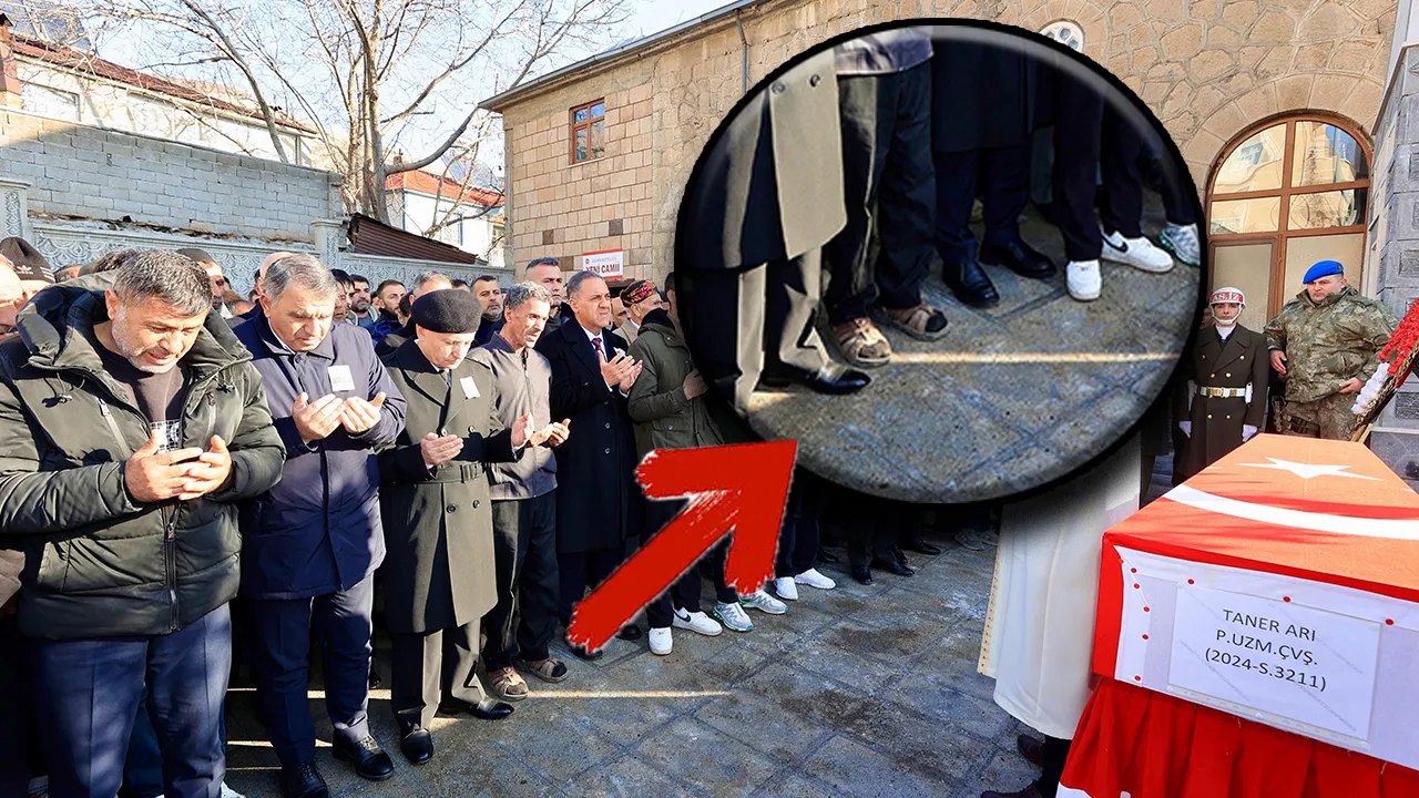 Cenazedeki o anlar gündem olmuştu: Şehit babasının terlikli görüntüsüyle ilgili gerçek bambaşka çıktı
