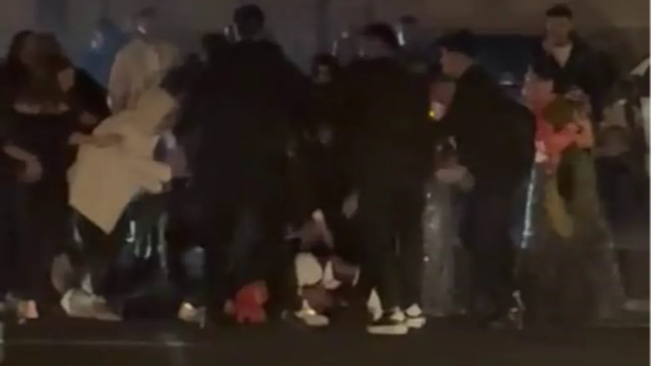 Diyarbakır'da düğün sonrası ortalık karıştı! Damat yerde yatan kişiye siper oldu