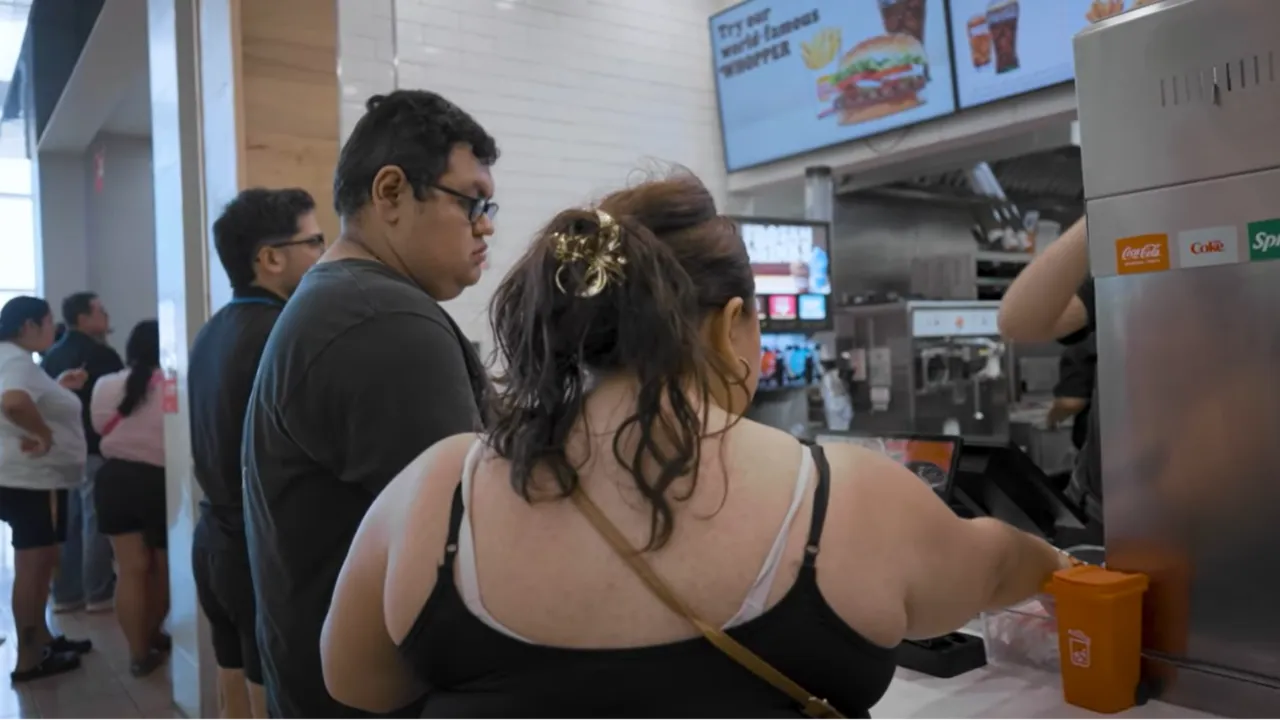 İşte dünyanın en obez şehri! Ruhi Çenet görüntüledi: Yürümek lüks, fast food her yerde
