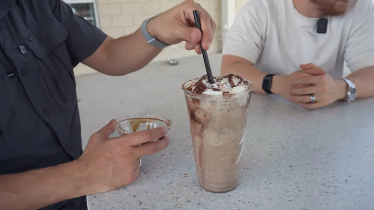 İşte dünyanın en obez şehri! Ruhi Çenet görüntüledi: Yürümek lüks, fast food her yerde