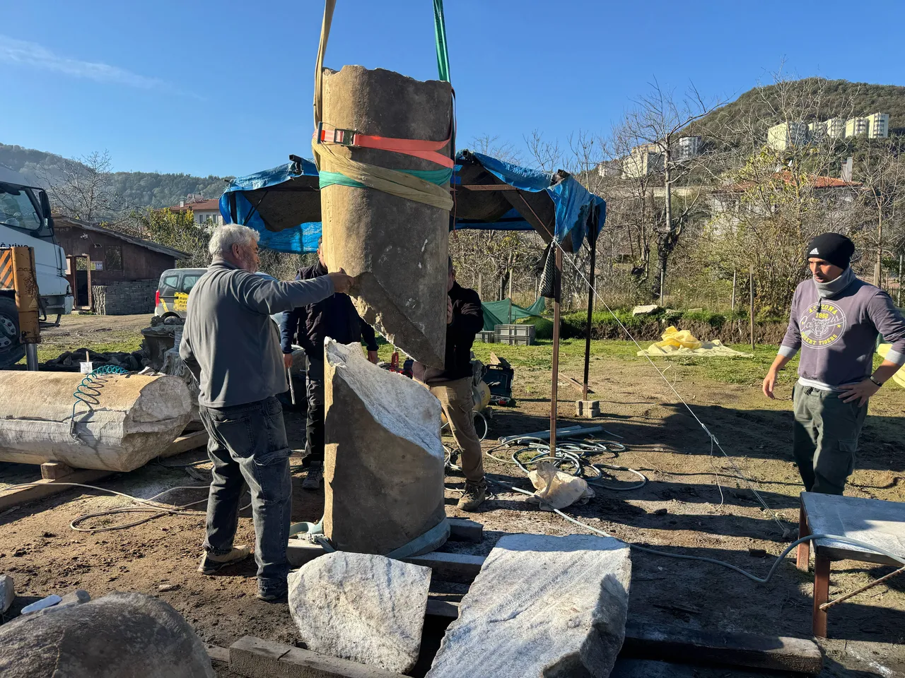 Kazı çalışmasına ait görseller