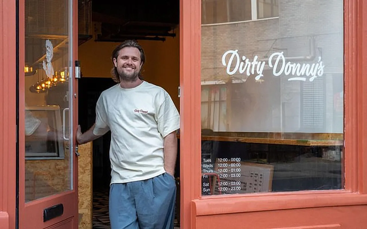 Sen beyazsın, dönerci işletemezsin  dediler! İngilterede ilginç Türk kültürü tartışması