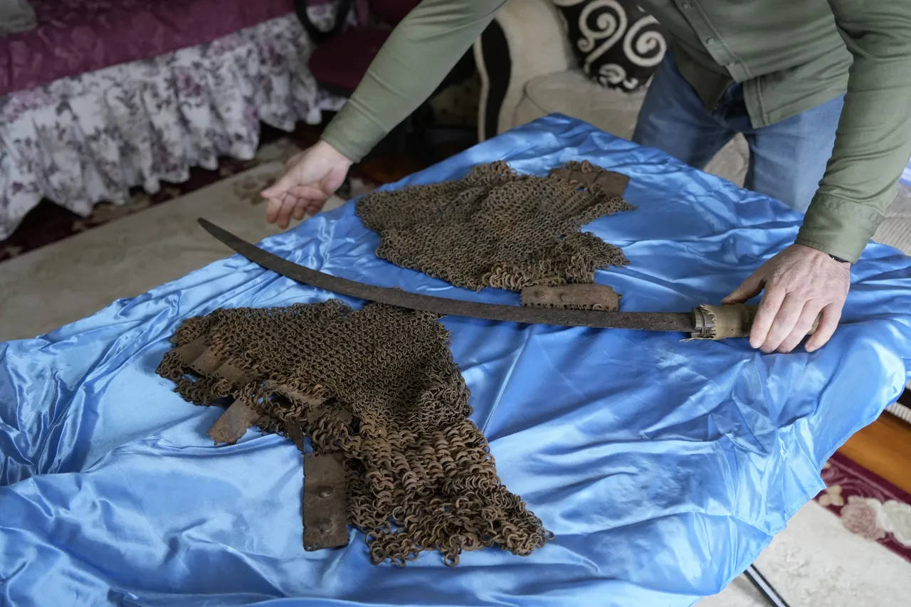 Toprağa gömülerek korunan tarih: Güvenç Abdal’ın 700 yıllık kılıç ve zırhı