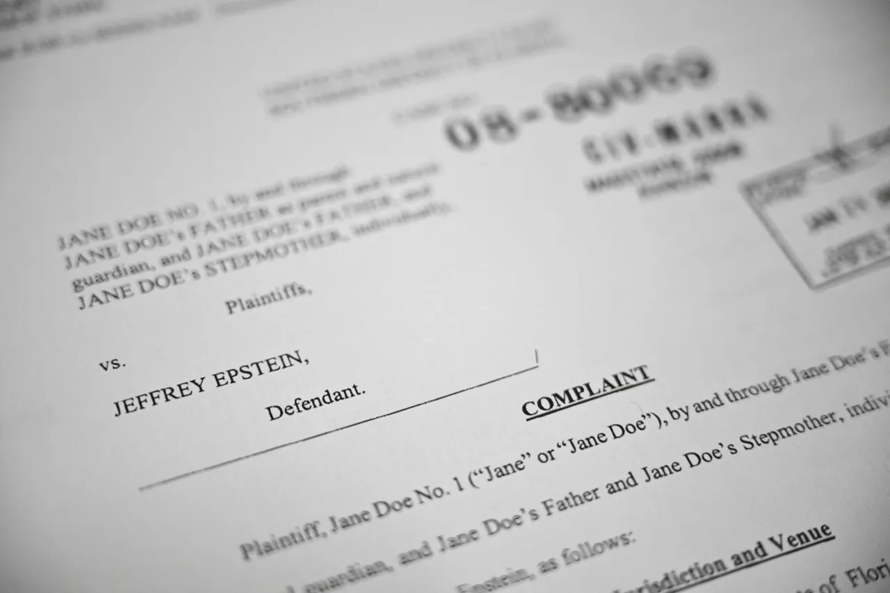 Trumptan Epstein tartışmalarına cadı avı çıkışı!  Masumların itibarı zedelenecek