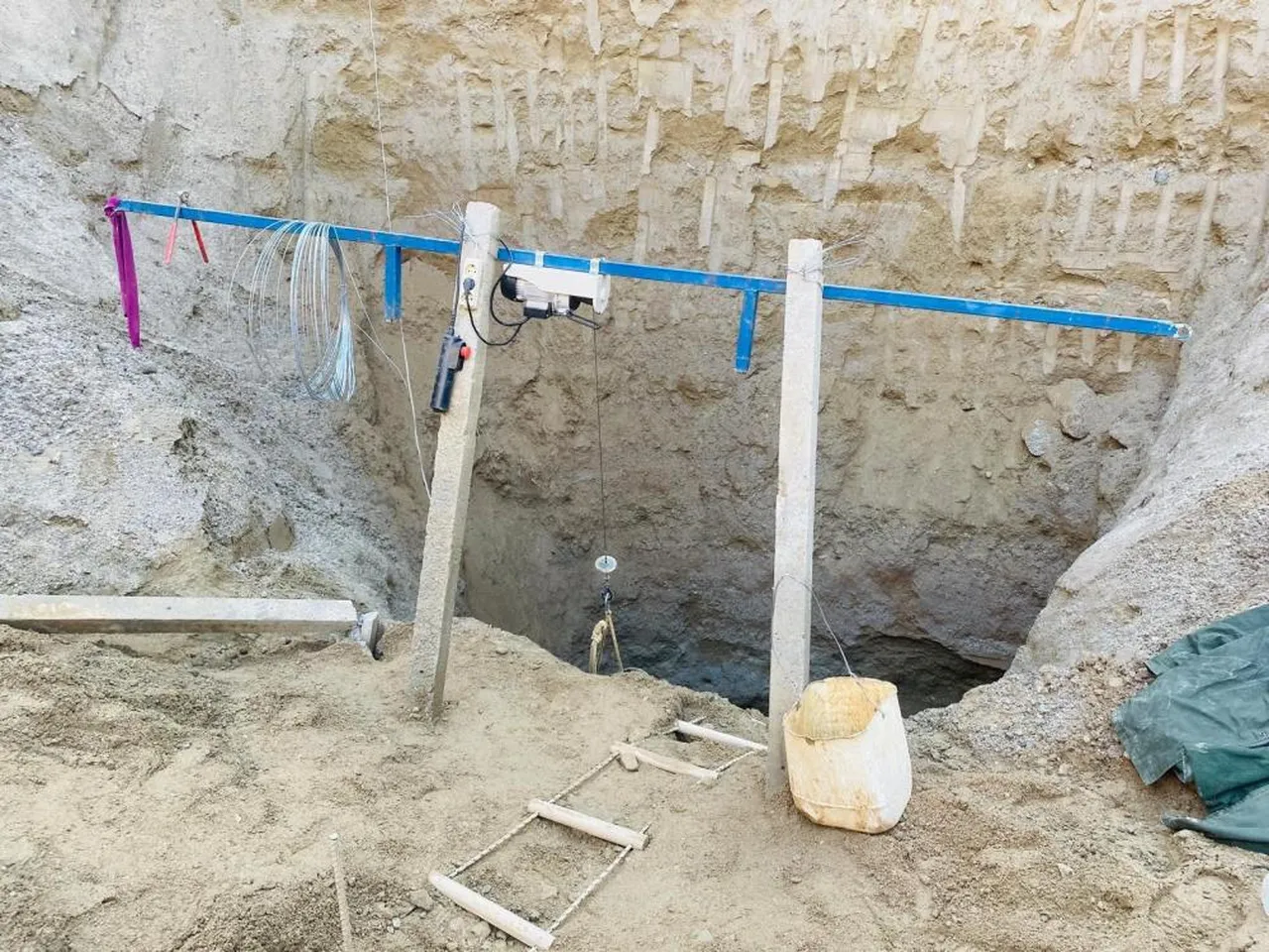 30 metre çukur açtılar! Tarihi eser arayanlara suçüstü