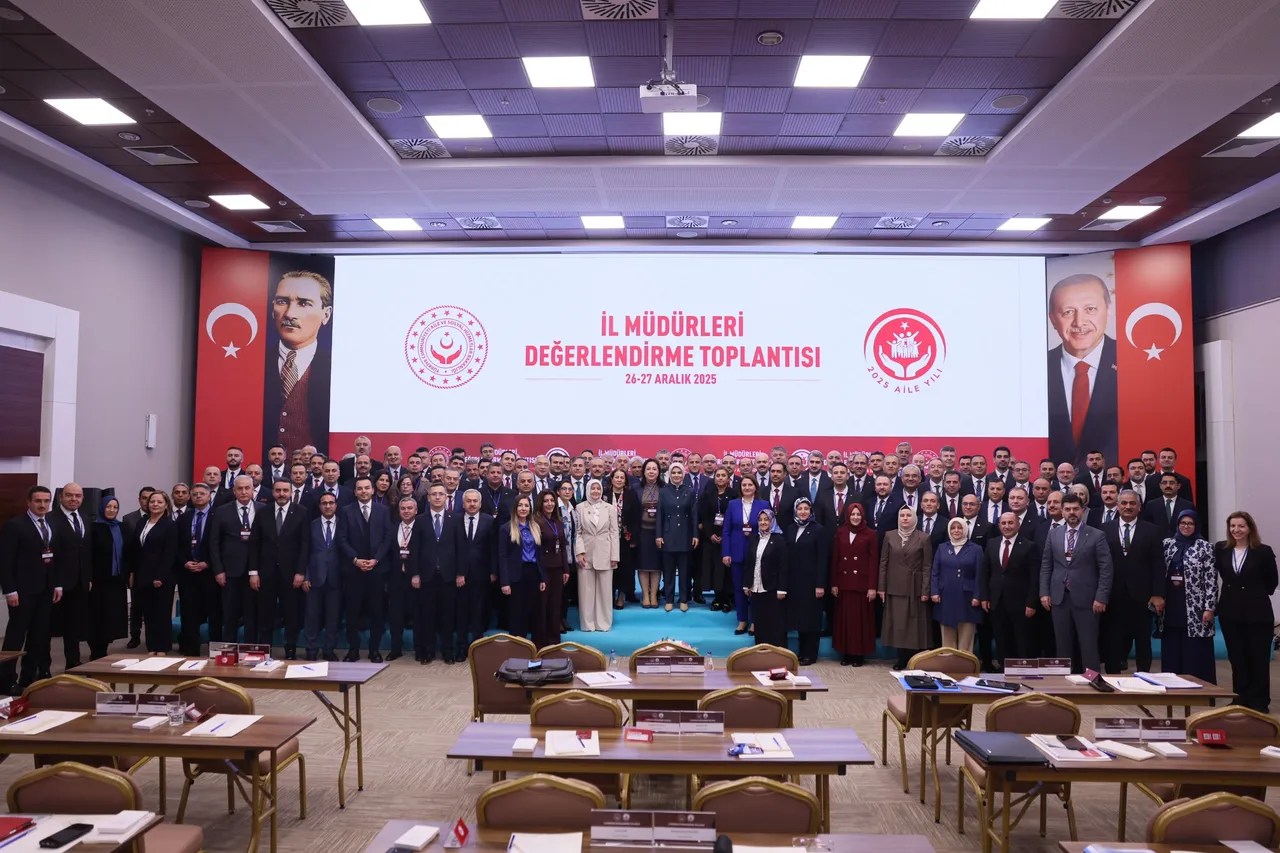 Aile ve Sosyal Hizmetler Bakanı Göktaştan İl Müdürlerine  saha odaklı yönetim  uyarısı