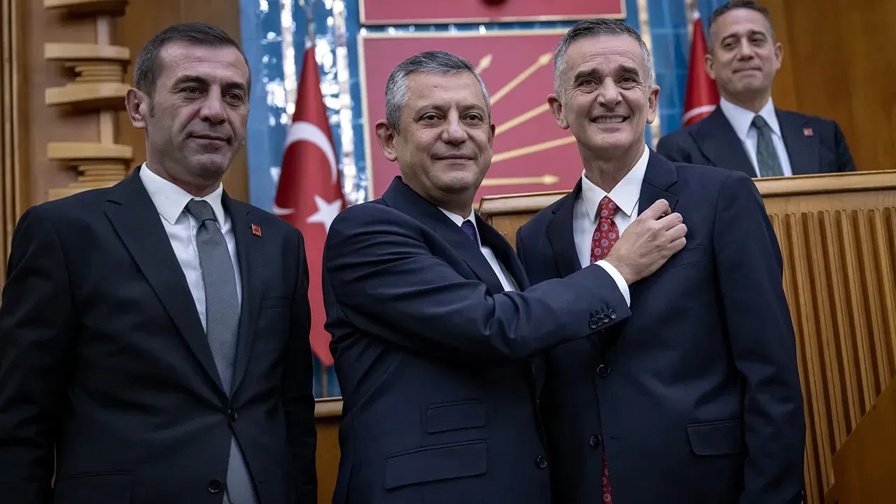 CHP'de 'sağ' kavgası! Yönetim, Ümit Dikbayır’ı uyardı