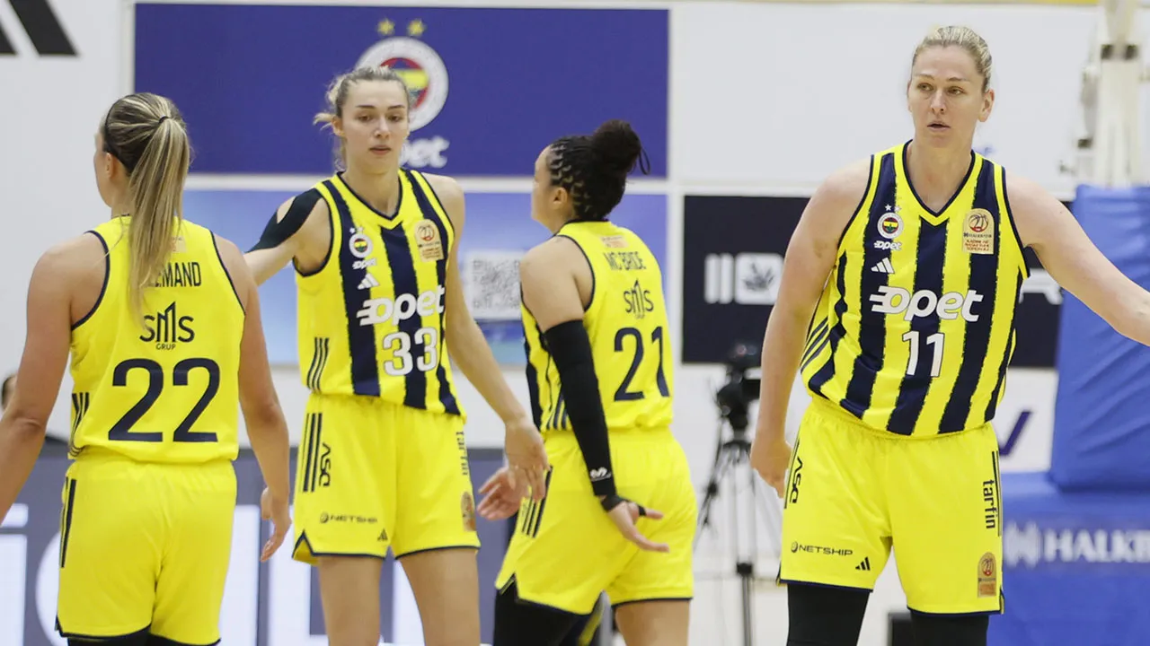 Fenerbahçe'ye yan bakılmıyor: 49 sayı farkla 13'te 13 geldi!