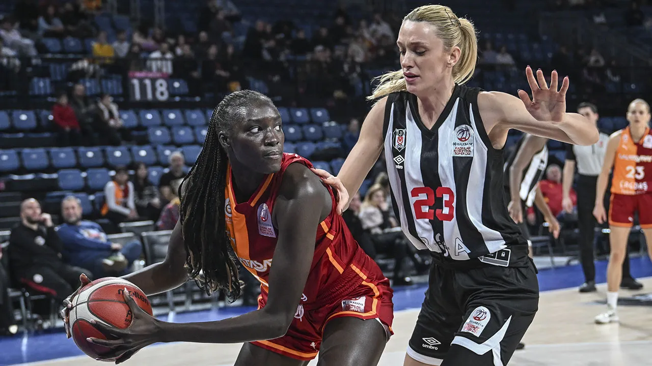 Galatasaray derbide Beşiktaş'ı devirdi