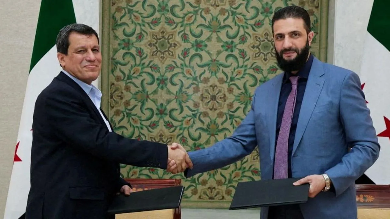 Suriye Cumhurbaşkanı Ahmed Şara ile SDG elebaşı Mazlum Abdi arasında entegrasyon anlaşması imzalandı (10 Mart 2025))