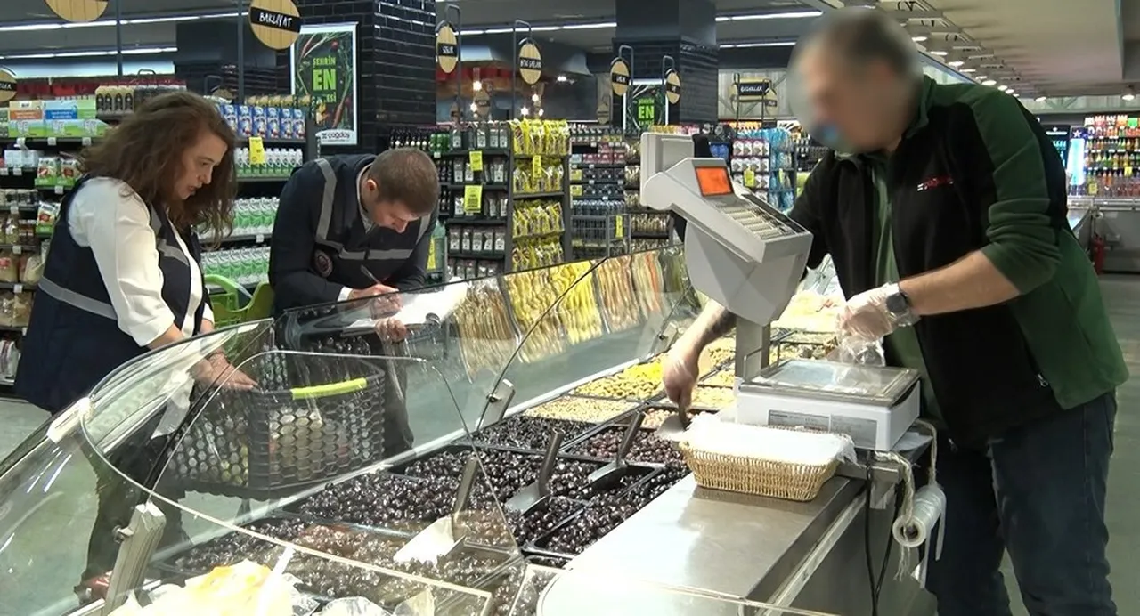 Ticaret Bakanlığı asgari ücret zammı sonrası harekete geçti! Yılbaşı öncesi 81 ilde denetim