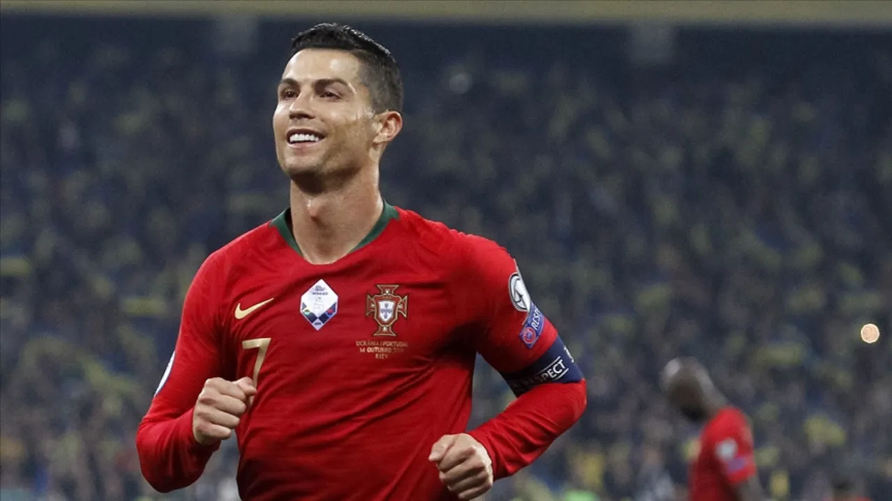 En'lerin futbolcusu bir kez daha liste başında! Cristiano Ronaldo'nun kariyeri ve serveti