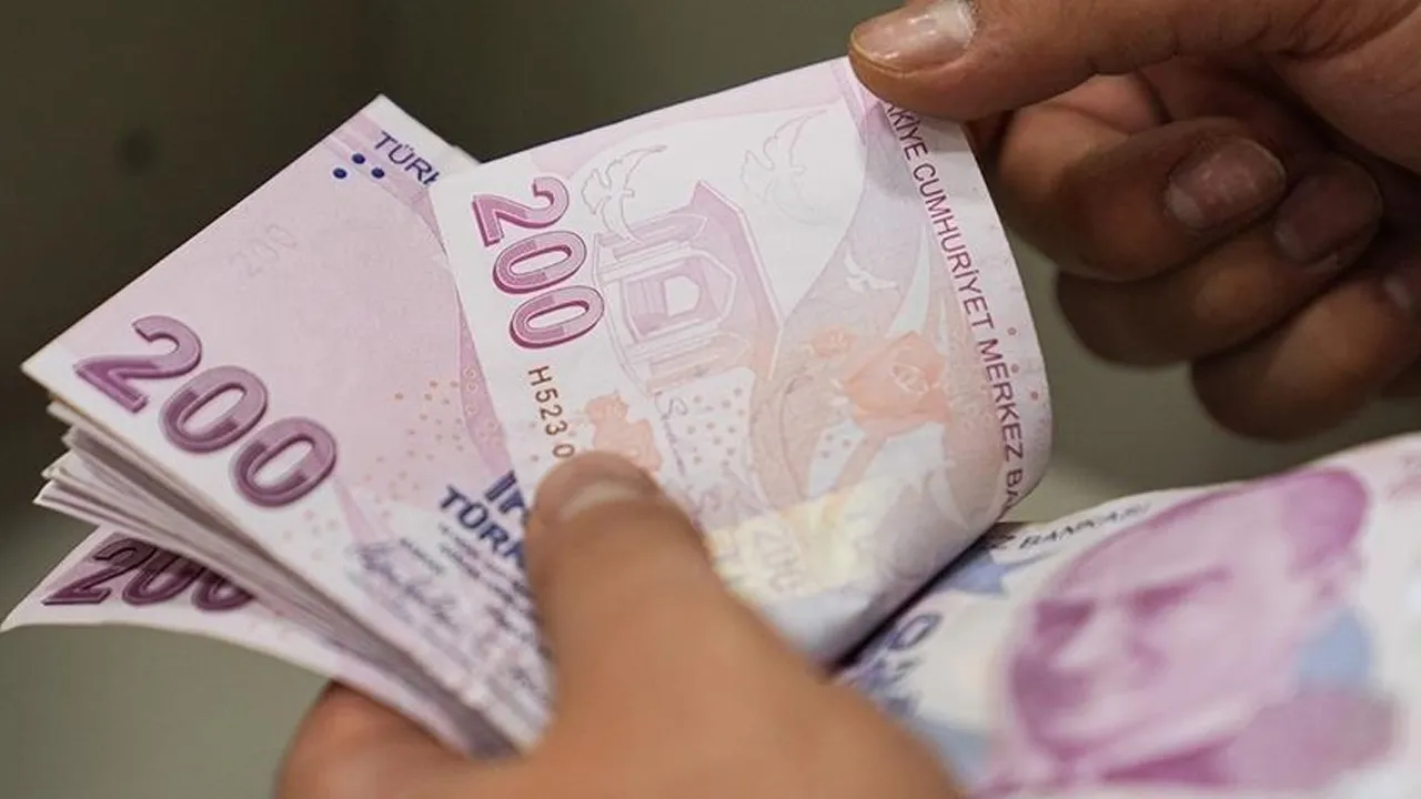 Zenginler 0,1 puan kaybetti! En yüksek gelir grubu tüm gelirin yüzde 48’ini aldı