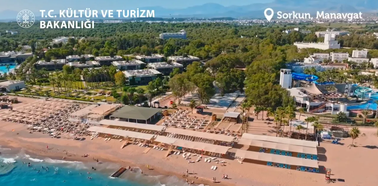 Bakan Ersoy açıkladı: halk plajlarından milyonlarca kişi yararlandı