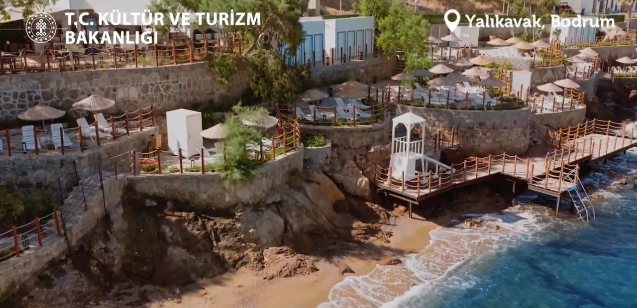 Bakan Ersoy açıkladı: halk plajlarından milyonlarca kişi yararlandı