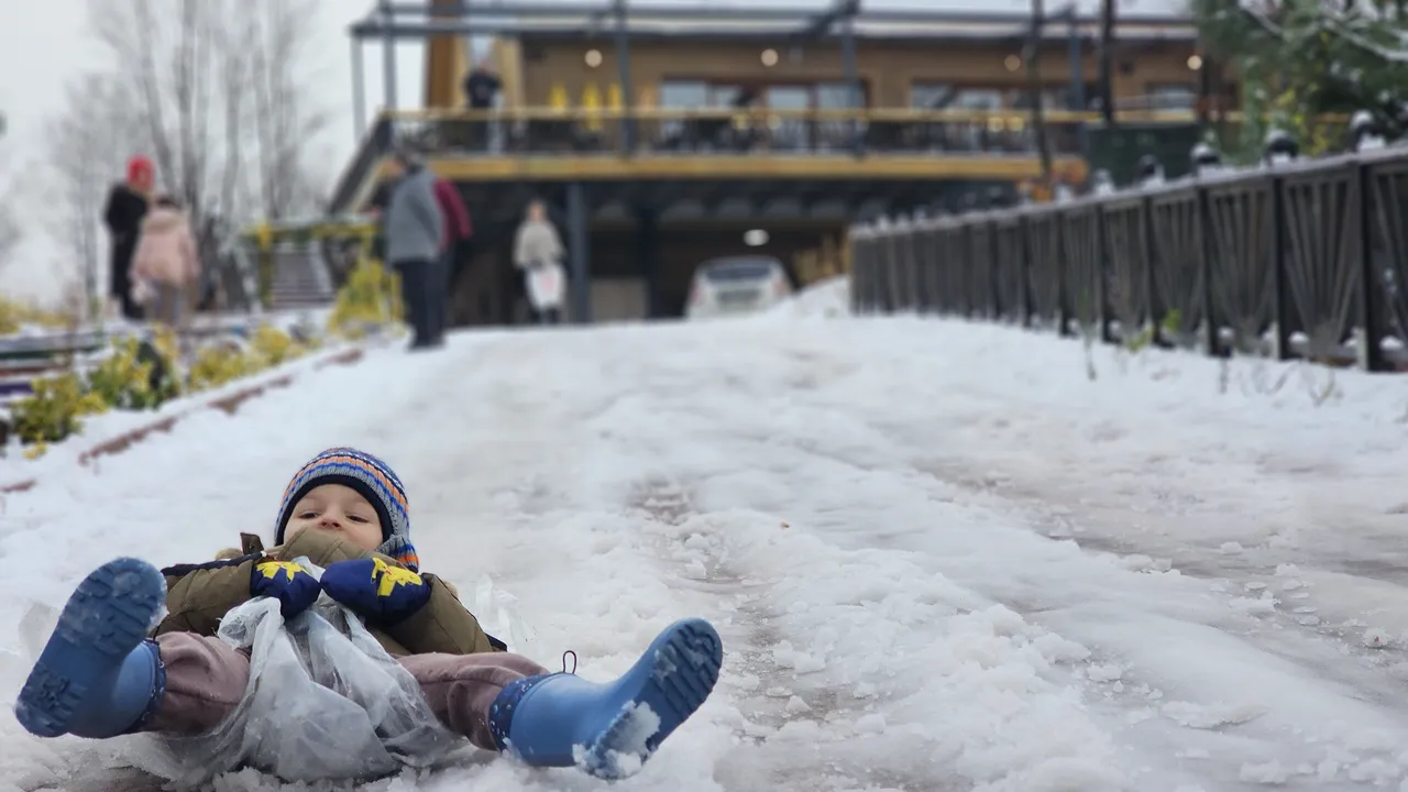 Beyaz sevinç: Birçok şehir güne kar yağışıyla başladı