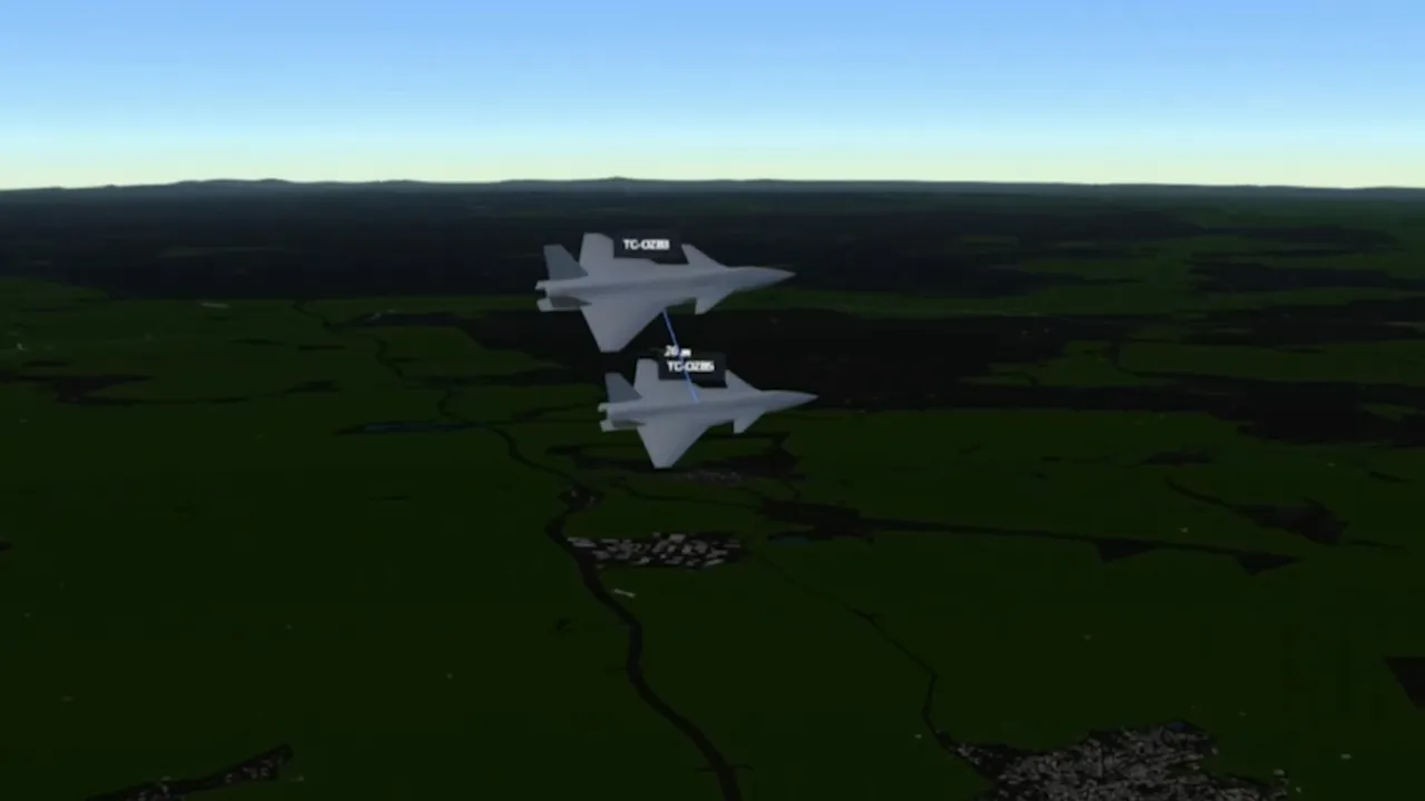 Dünyada ilk: İki KIZILELMA gökyüzünde otonom kol uçuşu yaptı