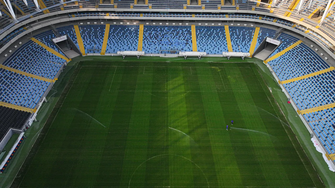 Fenerbahçe – Samsunspor maçı öncesi Yeni Adana Stadyumu’nda yoğun mesai