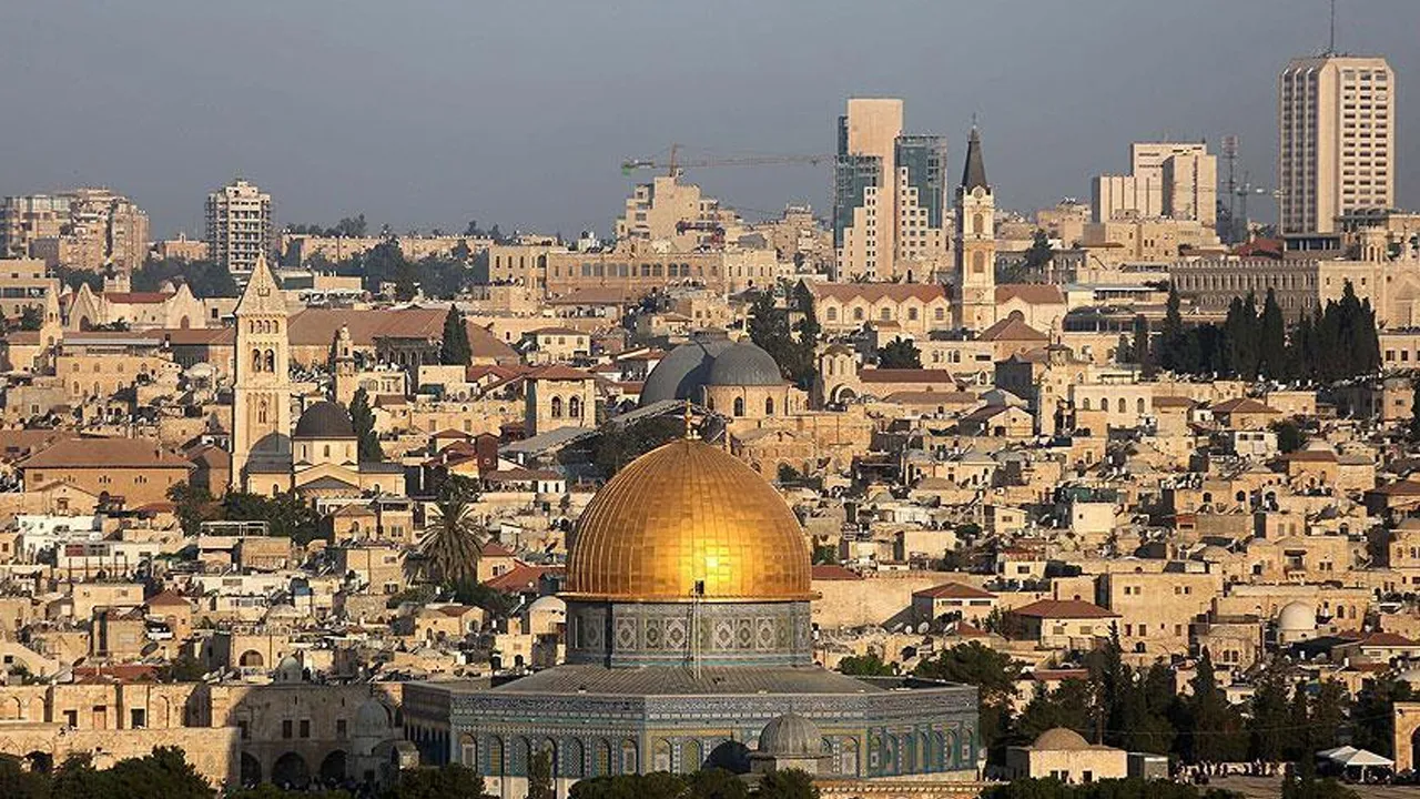 İsrail'de Filistin'i hedef alan yeni öneri: Ezan okunması yasaklansın