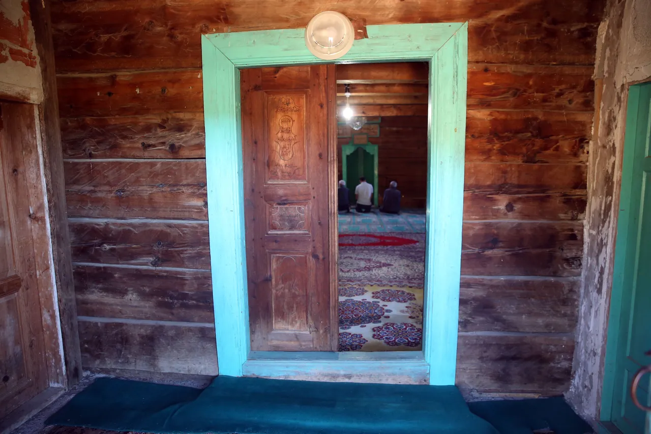 Camiye ait görseller