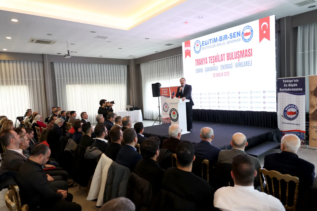 Memur-Sen 1 Ocak'ta Filistin eylemi için Galata Köprüsü'nde olacak