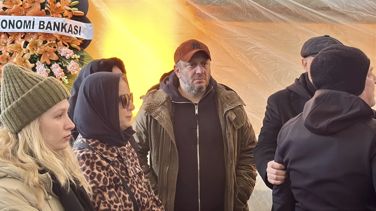 Oyuncu Serkan Keskinin acı günü: 7 ay sonra bir kez daha yas yaşadı