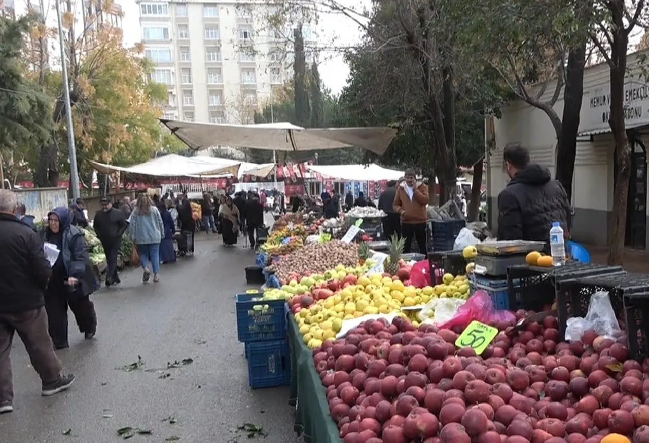 Pazarlarda kış bereketi: tezgahlar doldu, yoğunluk arttı