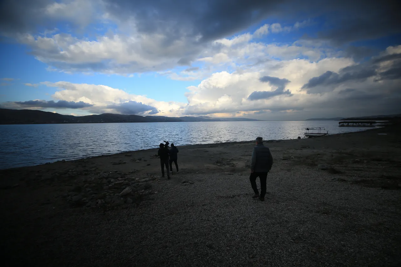 Sapanca Gölündeki kuraklık tehdidi, bölge sakinlerini endişelendiriyor