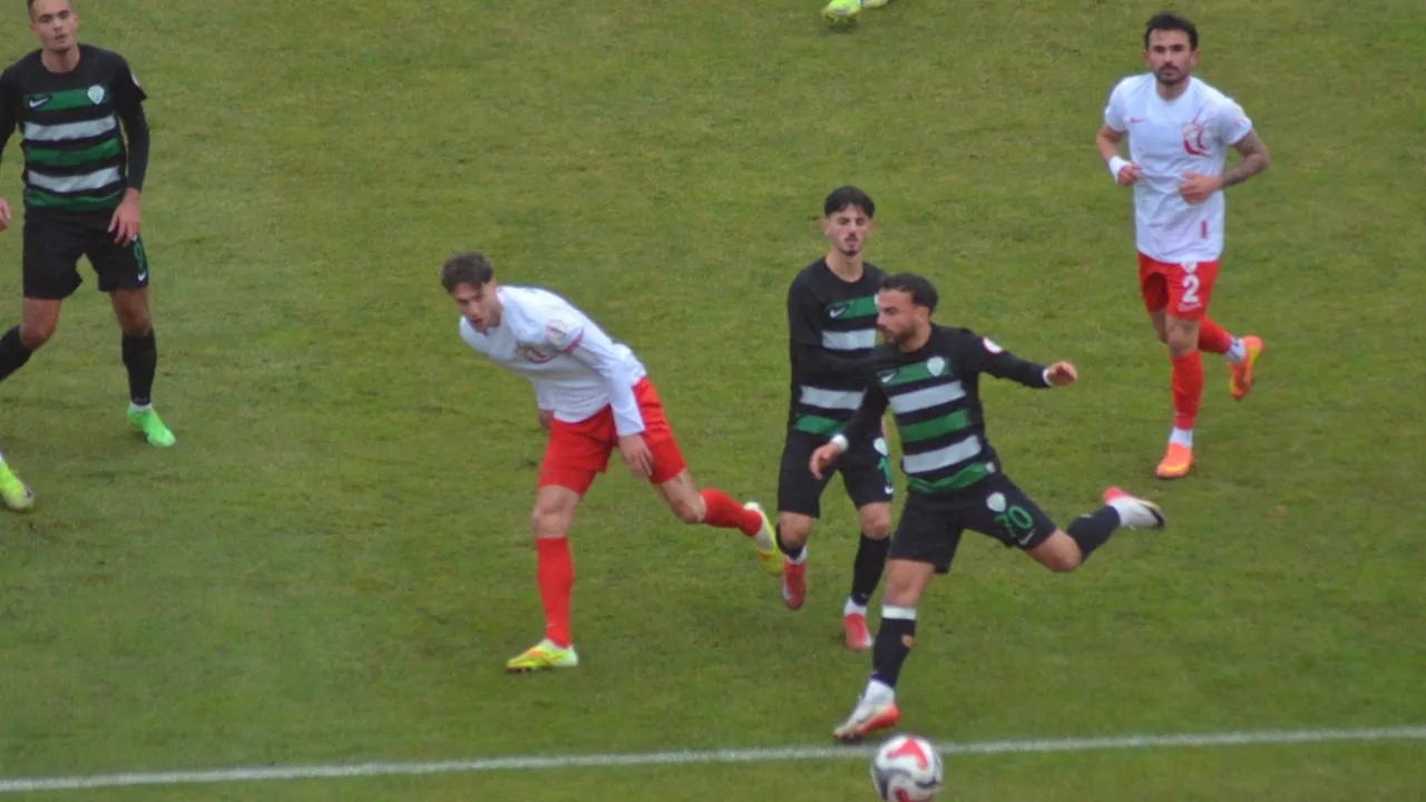 Serikspor evinde dağıldı! Boluspor’dan 4 gollü galibiyet