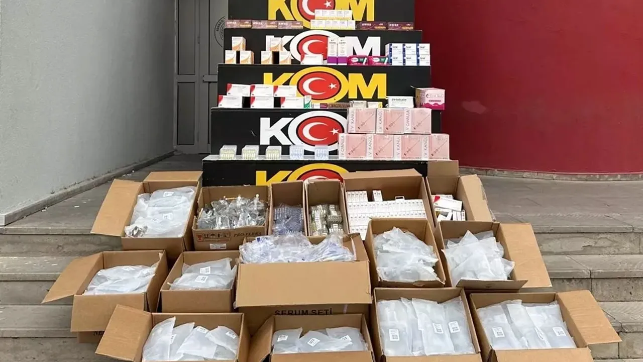 Adana'da yasa dışı ameliyat yapan 3 zanlı gözaltına alındı