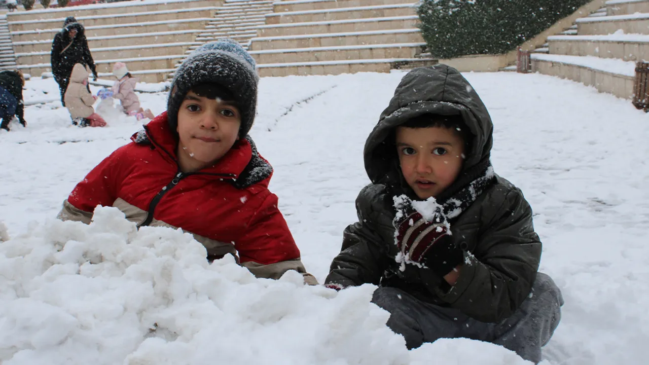 ELAZIĞ'DA OKULLAR TATİL Mİ?