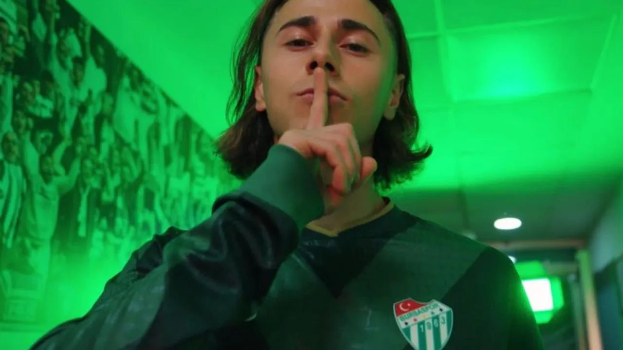 Bursaspor'dan ara transferde dördüncü imza!