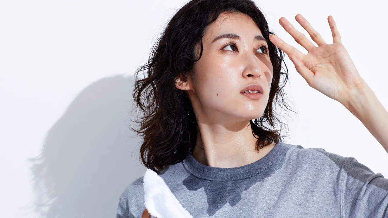 Geceleri terleyerek uyanıyorsanız dikkat! Bu hastalığın habercisi olabilir