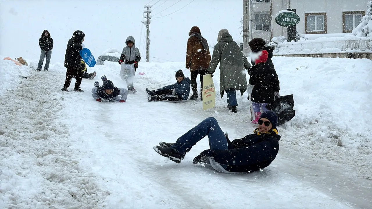 İstanbul'a yılbaşında kar yağacak mı? Marmara için 'en soğuk' senaryo!